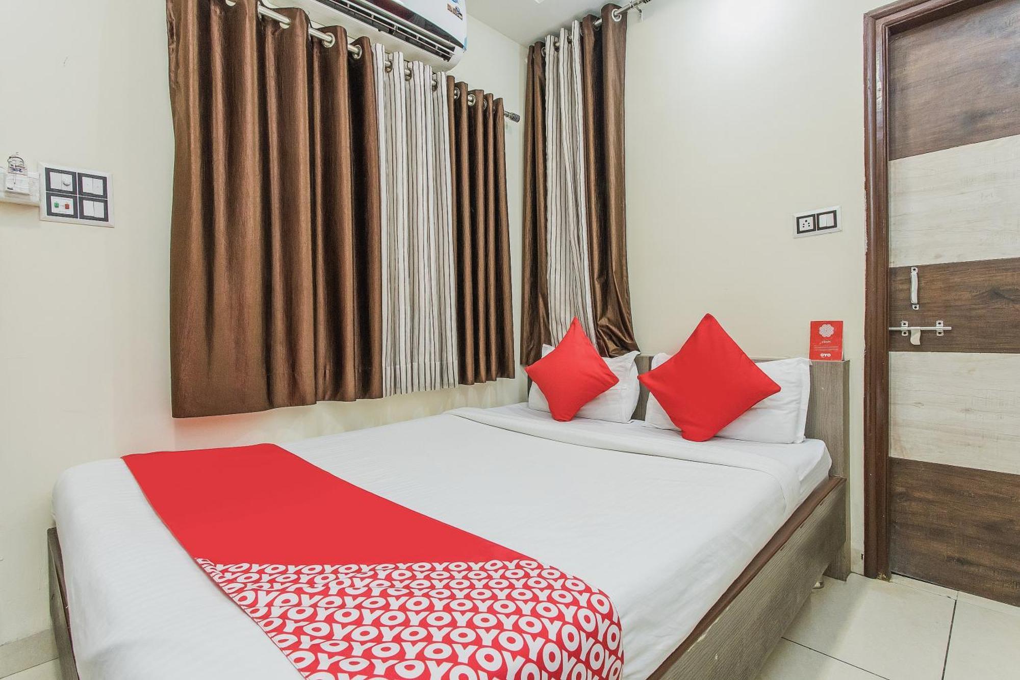 Hotel Mehar Residency Indore Eksteriør bilde