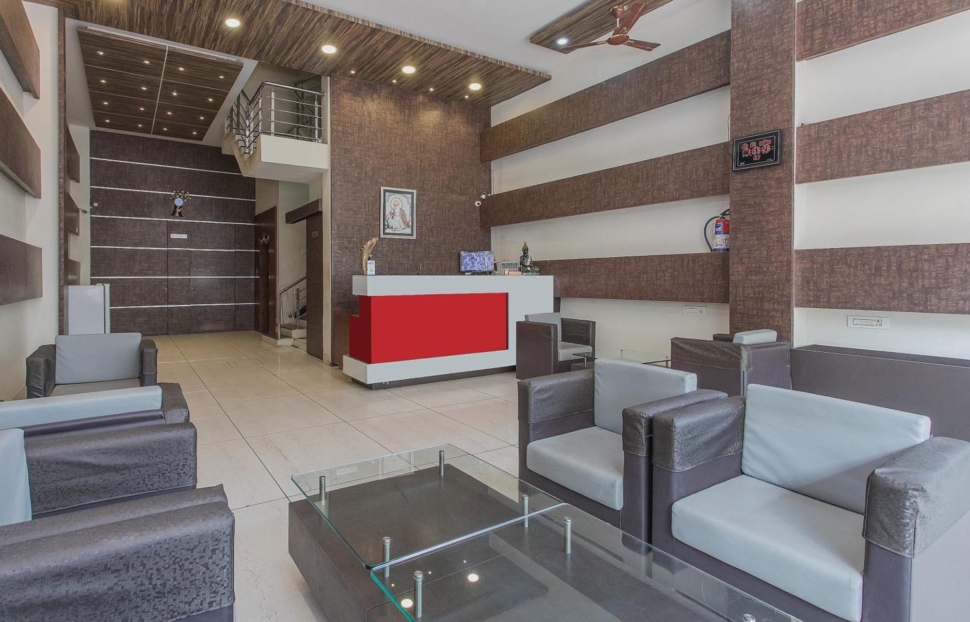 Hotel Mehar Residency Indore Eksteriør bilde