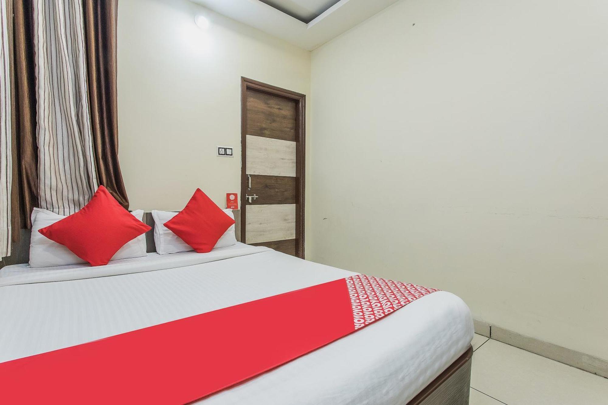 Hotel Mehar Residency Indore Eksteriør bilde